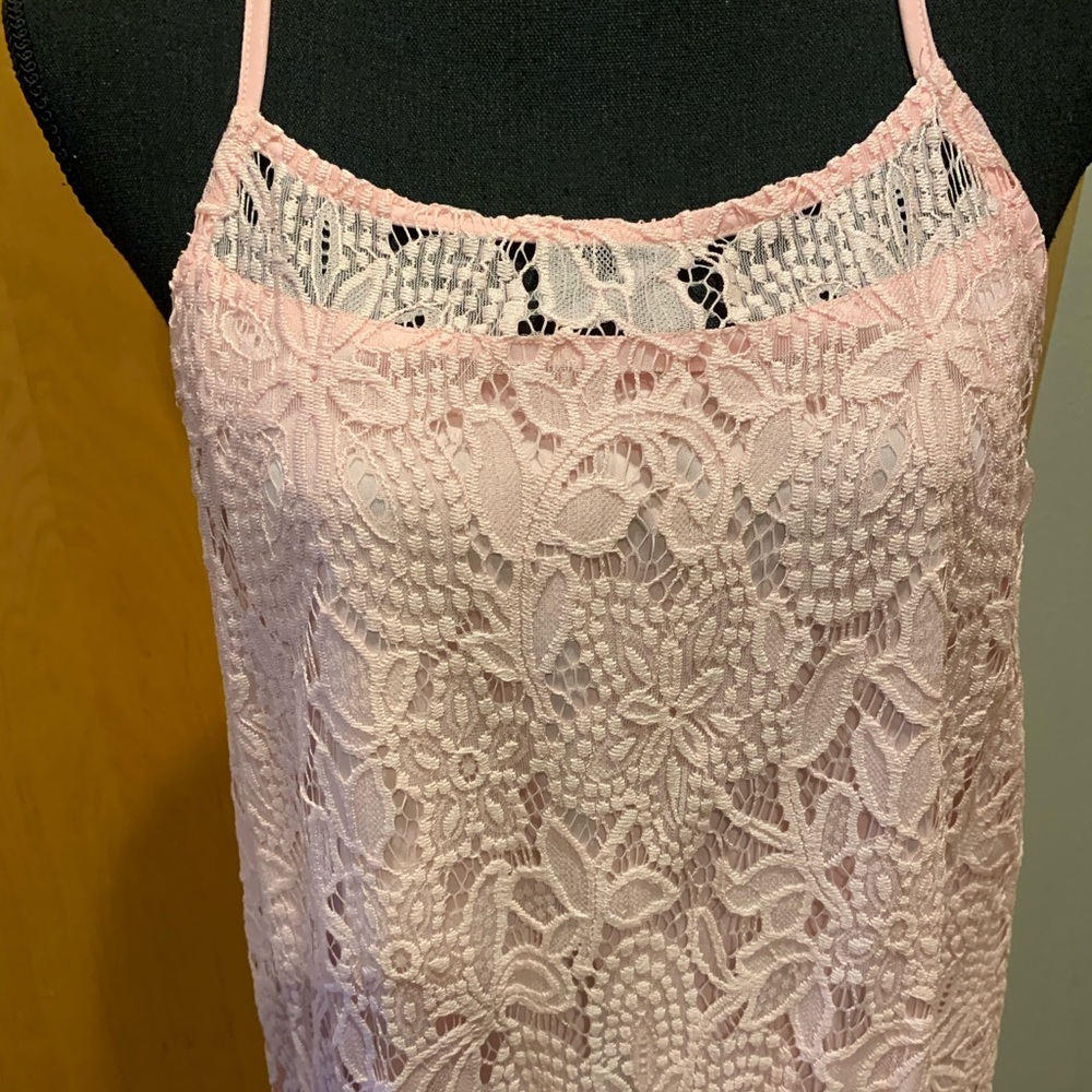 No Boundaries Lace Pink Top

ALL REASONABLE OFFERS ACCEPTED